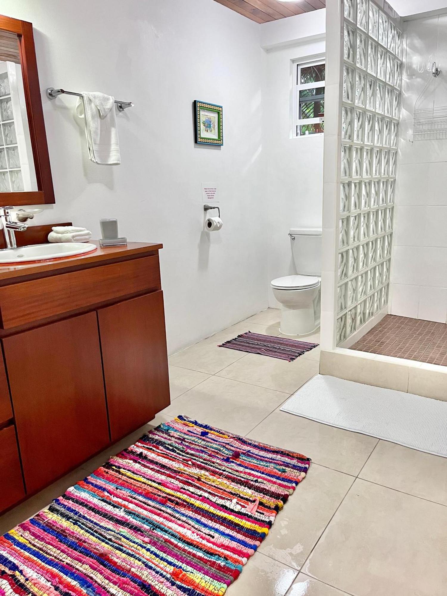 Palmetto Garden Cottage Caye Caulker Buitenkant foto